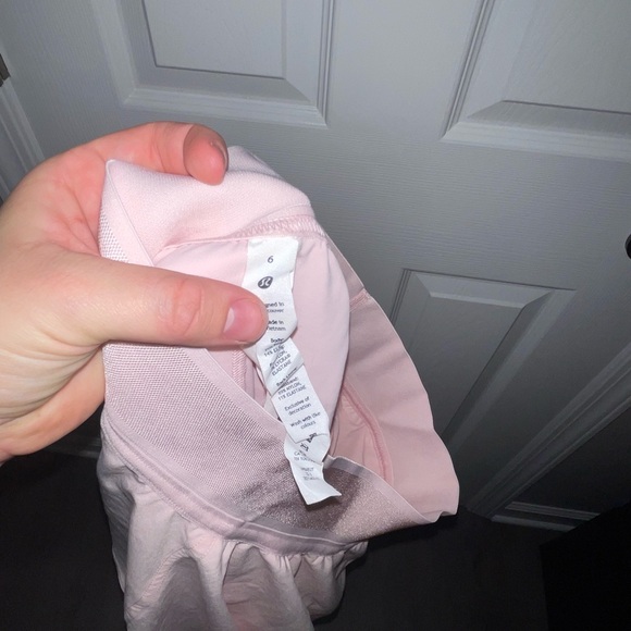 Lululemon RARE Color Skort - Picture 2 of 2